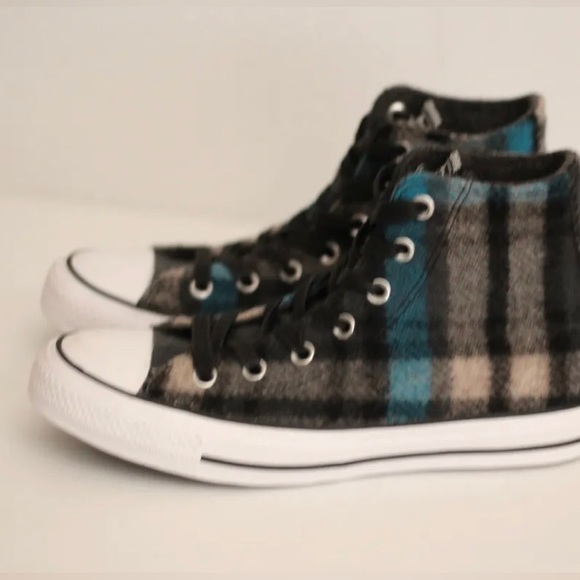 EUC Converse Chuck Taylor High-Top Woolrich BLUE Plaid Size 4 - Boys/Mens/Unisex - Picture 2 of 7